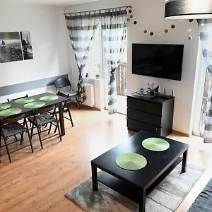Dwupoziomowy, Duży Z Garażem I Sauną Apartament
